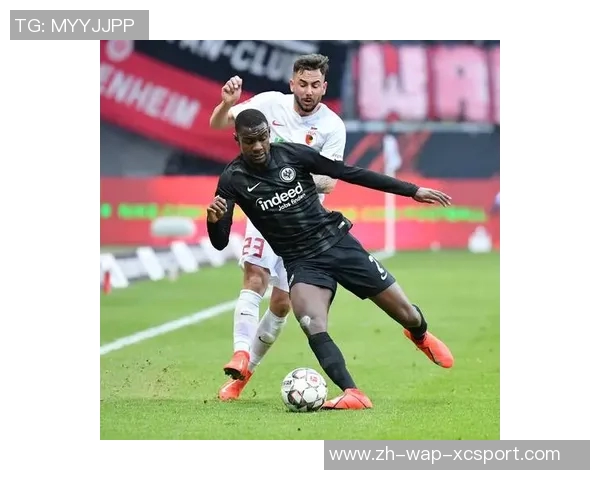 法兰克福因球迷违规行为被罚近49万欧元影响德甲赛季表现